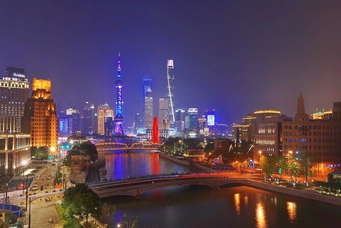 Shanghai Night River Cruise and Light Tour with Yuyuan Bazaar - Key Points