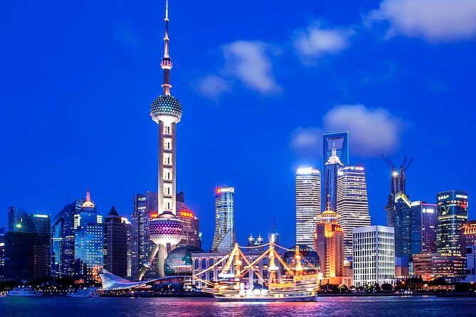 Shanghai Night River Cruise Tour with Xinjiang Style Dining Experience - An In-Depth Look at the Experience