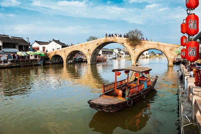 Shanghai Private Day Tour Featuring Qibao Ancient Town and Zhujiajiao Water Town - Practical Details and What to Expect