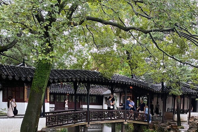 Shanghai Private Half-Day Tour Featuring Local Lifestyle including Yu Garden - The Sum Up