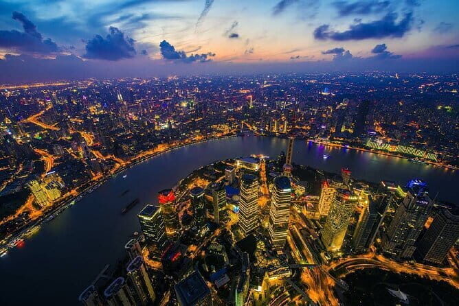 Shanghai Private Night Tour: Shanghai Tower, Bund, Yuyuan Bazaar - What Does the Experience Offer?