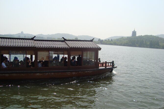 Shanghai to Hangzhou one day bullet train tour with Chinese lunch - The Sum Up