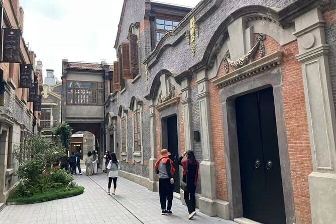 Shanghai Tour of the Bund, Sinan Road and Dinner inside the Oriental Pearl Tower - Final Thoughts: Who Should Consider This Tour?
