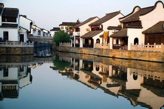 Shanghai Water Town Zhouzhuang Day Trip by Limo from Shanghai - Key Points: