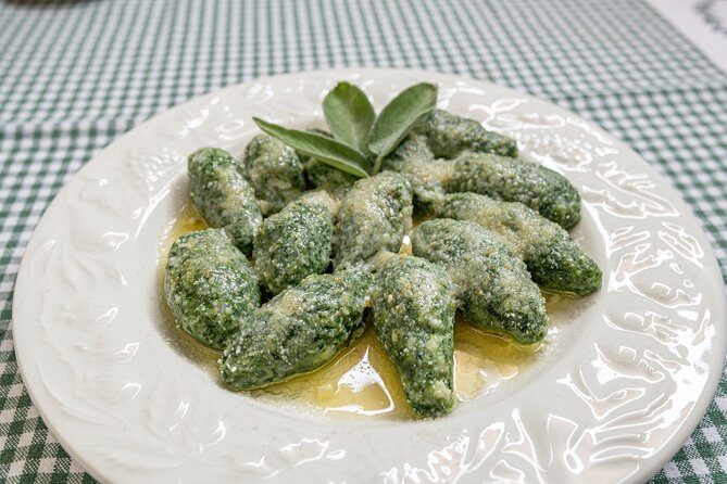 Share your Pasta Love: Small group Pasta and Tiramisu class in Trento - An In-Depth Look at the Experience