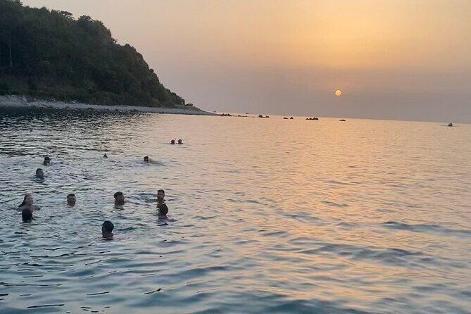 Shared 3-hour sunset tour from Tropea to Capo Vaticano - FAQs