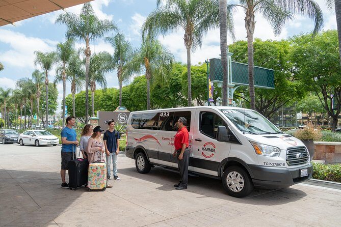 Shared Airport Departure Transfer Anaheim and Orange County to John Wayne Airport - How the Service Works