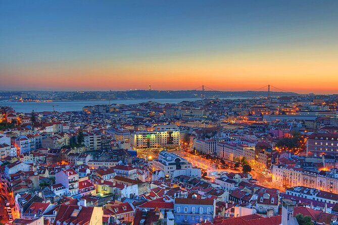 Shared Arrival Transfer: From Lisbon Airport to Hotels - What to Expect on Your Transfer