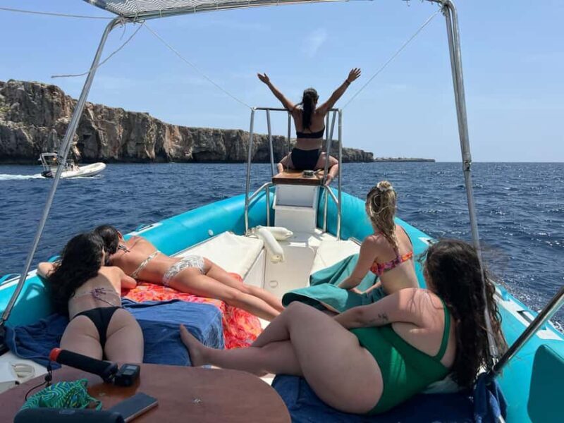 Shared boat excursion Half day - The Experience in Detail