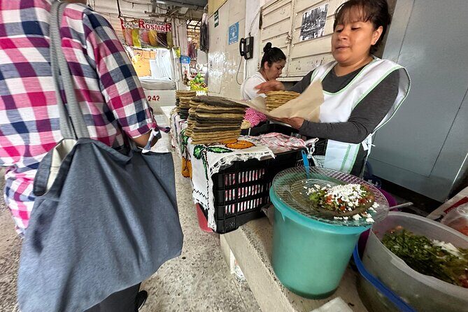 Shared Mexican Cooking Class Activity with a Local Chef - Introducing the Shared Mexican Cooking Class with a Local Chef
