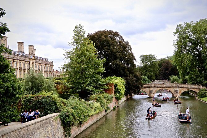 Shared Punt Tour - Cambridge - An In-Depth Look at the Shared Punting Tour in Cambridge