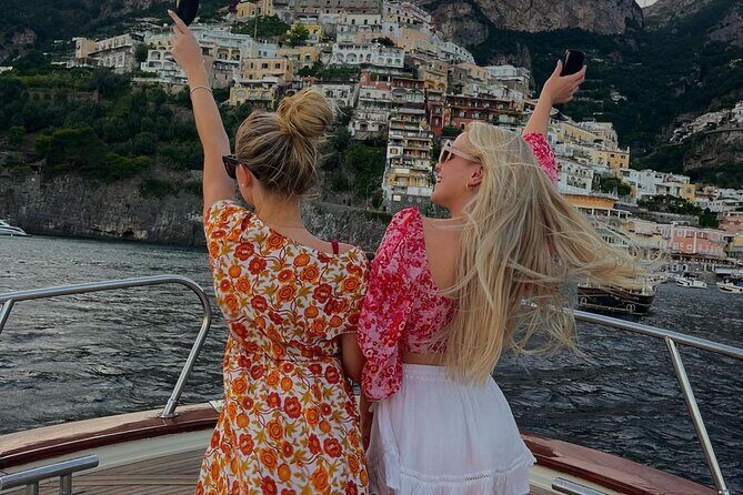 Shared Sunset Cruise from Positano with Drinks & Snacks 1.5-Hour - Who Should Book This Tour?
