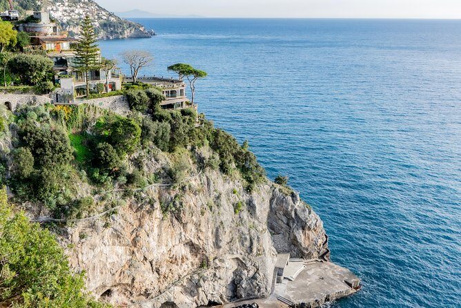 Shared Transfer from Naples Airport to Sorrento - The Drivers Role