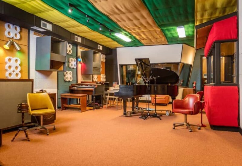 Sheffield: Muscle Shoals Sound Studio Guided Tour - Exploring the Experience