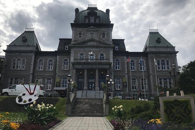 Sherbrooke Self Guided Walking Tour and Scavenger Hunt - Key Points