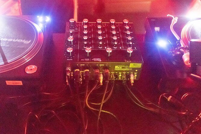 Shibuya House Disco Techno DJ Bars Experience - Who Is This Tour Best For?