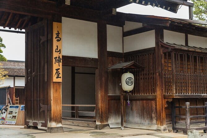 Shirakawago and Takayama Bus Tour from Nagoya - The Experience: What Sets It Apart?