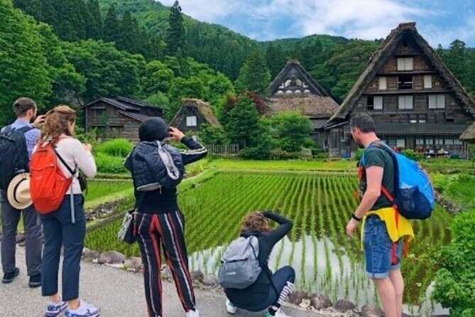 Shirakawago and Takayama Licensed Guide and Vehicle from Kanazawa - FAQ