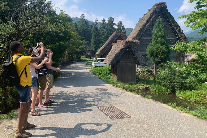 Shirakawago(UNESCO world heritage)/ Onsen / Hiking / 1day tour - A Deep Dive into the Shirakawa-go Private Tour Experience