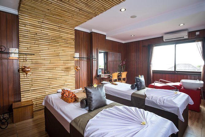 Shirodhara Treatment - Introduction: A Soothing Ritual in Balis Nusa Dua