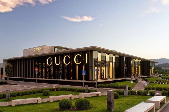 SHOPPING DAY in Florence The Mall Outlet private Limo Service - The Complete Experience of the Florence Shopping Day