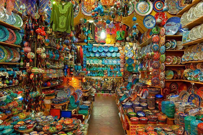 Shopping in Grand Bazaar - The Group Size & Logistics