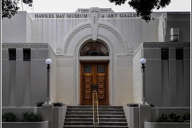 Shore Excursion: 4 Hour Premium Hawke's Bay, Napier Art deco Tour - The Sum Up