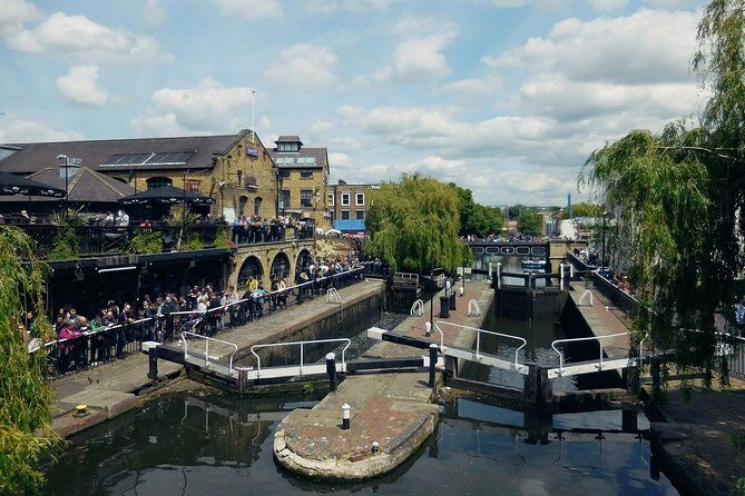 Shoreditch & East London Walking Tour with a Local, Custom & Private - An In-Depth Look at the Shoreditch & East London Walking Tour