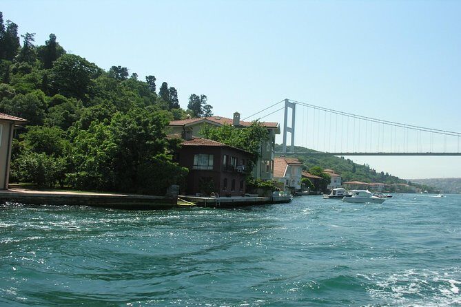Short Guided Bosphorus and Golden Horn Boat Tour - Practical Tips for Booking and Enjoying