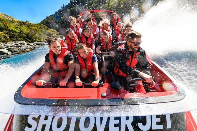 Shotover River Extreme Jet Boat Ride in Queenstown - An In-Depth Look at the Shotover Jet Boat Ride
