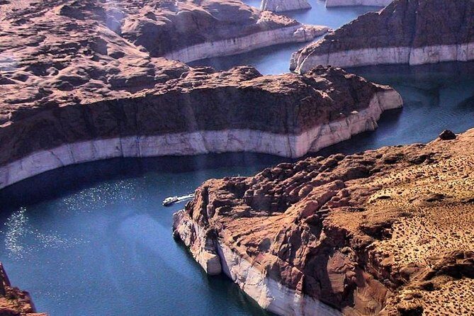 Shuttle Between Las Vegas, St George, Kanab and Page - Real Traveler Insights