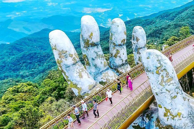 Shuttle Bus Hoi An to Golden Bridge Ba Na hill - An In-Depth Look at the Shuttle Experience