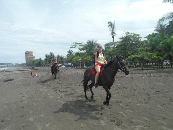 Shuttle From San Jose Airport To Jaco Beach or From Jaco Beach - Introduction