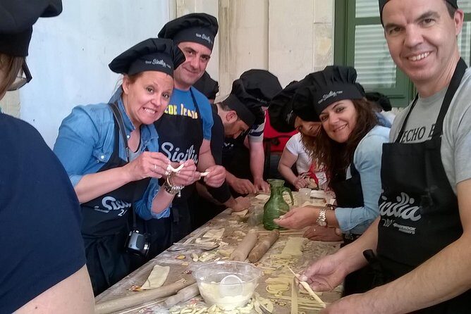 Sicilian cooking experience with a local chef - FAQ