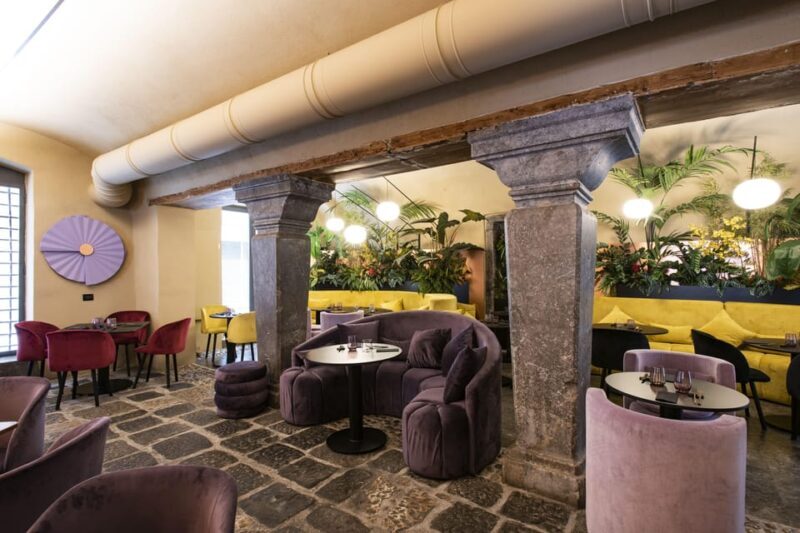 Sicilian wine tasting and hors d'oeuvres in an 18th century palace - A Taste of Sicily: Wine and Hors dOeuvres in an 18th-Century Palace