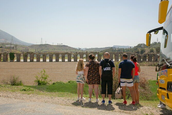 "Side: 5-in-1 Green Canyon, Waterfalls & Ancient Sites Tour" - Food and Logistics