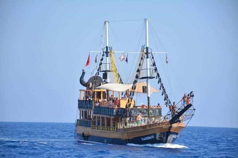 Side Dolphin Island Boat Cruise with Lunch & Drinks - Key Points