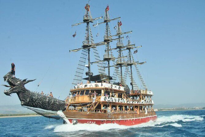 Side: Dolphin Island Boat Tour with Foam Party and Lunch - An In-Depth Look at the Tour Experience