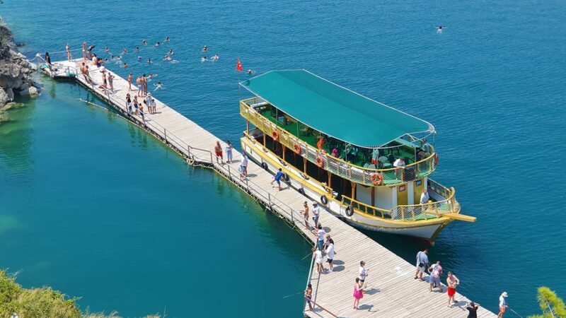 Side: Green Canyon Boat Tour With Open Buffet Lunch & Drinks - Key Points
