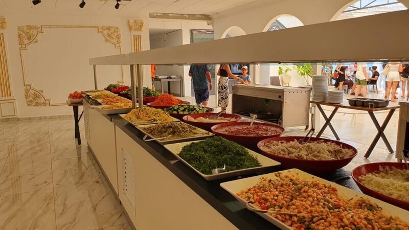 Side: Green Canyon Boat Tour With Open Buffet Lunch & Drinks - FAQ