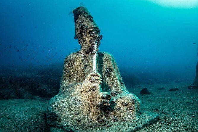 "Side: Scuba Diving in the Fascinating Underwater Museum" - FAQ