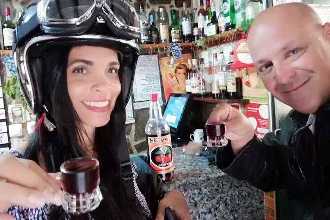 SIDECAR - 4 HOURS Lisbon 2 PAX - Exploring Lisbon in Style: Our Take on the 4-Hour Sidecar Tour for Two