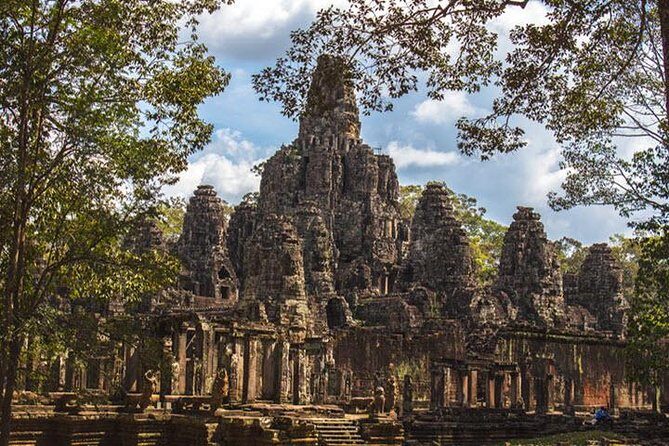 Siem Reap Angkor Wat Guide Tour Small Group - Transportation and Timing