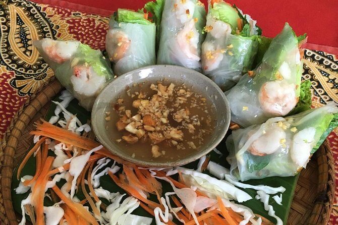 Siem Reap Evening Street foods Tours by Tuk Tuk - Who Should Book This Tour?