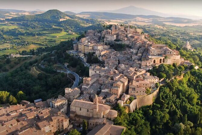 Siena and San Gimignano in Tuscany Private Day Tour - The Scenic Drive to a Tuscan Winery in Ulignano
