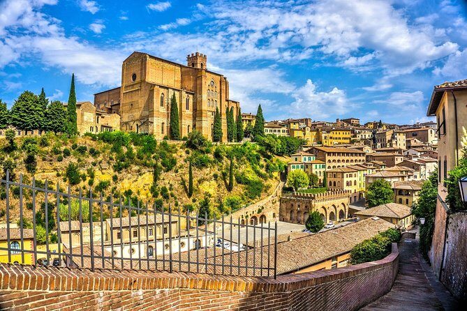 Siena Magica Private Walking Tour - Exploring the Siena Magica Private Walking Tour in Detail