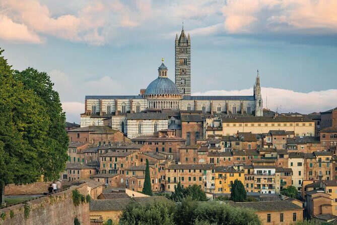 Siena Walking Tour with Audio and Written Guide by a local - FAQs