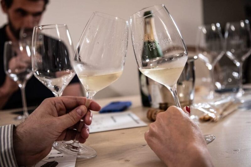 Siena: Wine tasting Experience with Italian Sparkling Wines - A Detailed Look at the Experience