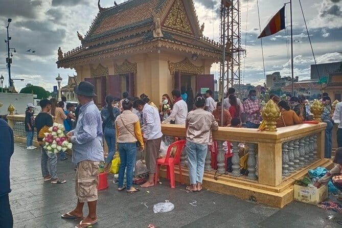 Sightseeing and historical tour in Phnom Penh - A Detailed Look at the Phnom Penh Sightseeing and Historical Tour