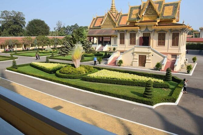 Sightseeing and historical tour in Phnom Penh - The Practicalities: What You Need to Know